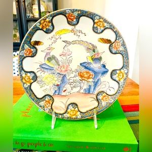 Vintage Chinese plate, 10”. Hand painted